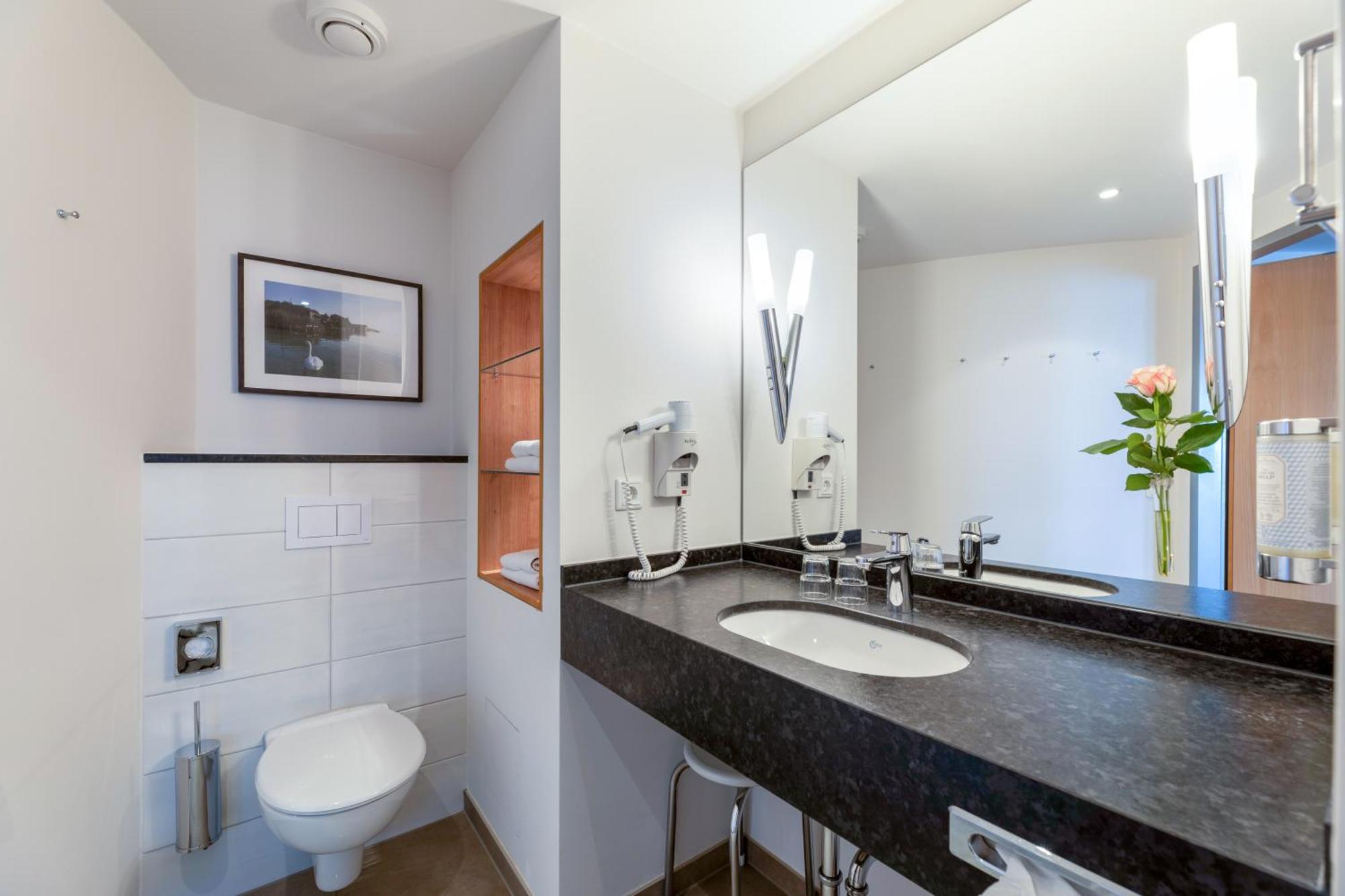 Hotel Speicher Am Ziegelsee ชเวียรีน ภายนอก รูปภาพ