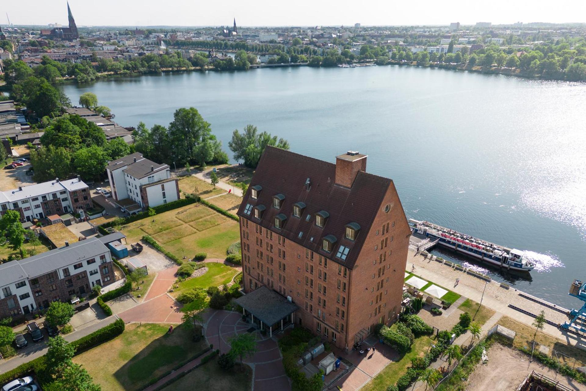 Hotel Speicher Am Ziegelsee ชเวียรีน ภายนอก รูปภาพ