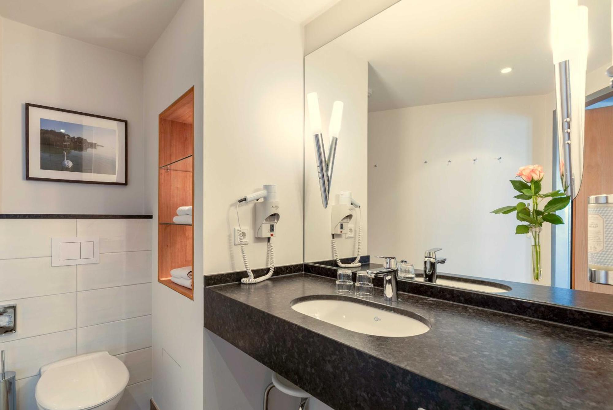 Hotel Speicher Am Ziegelsee ชเวียรีน ภายนอก รูปภาพ
