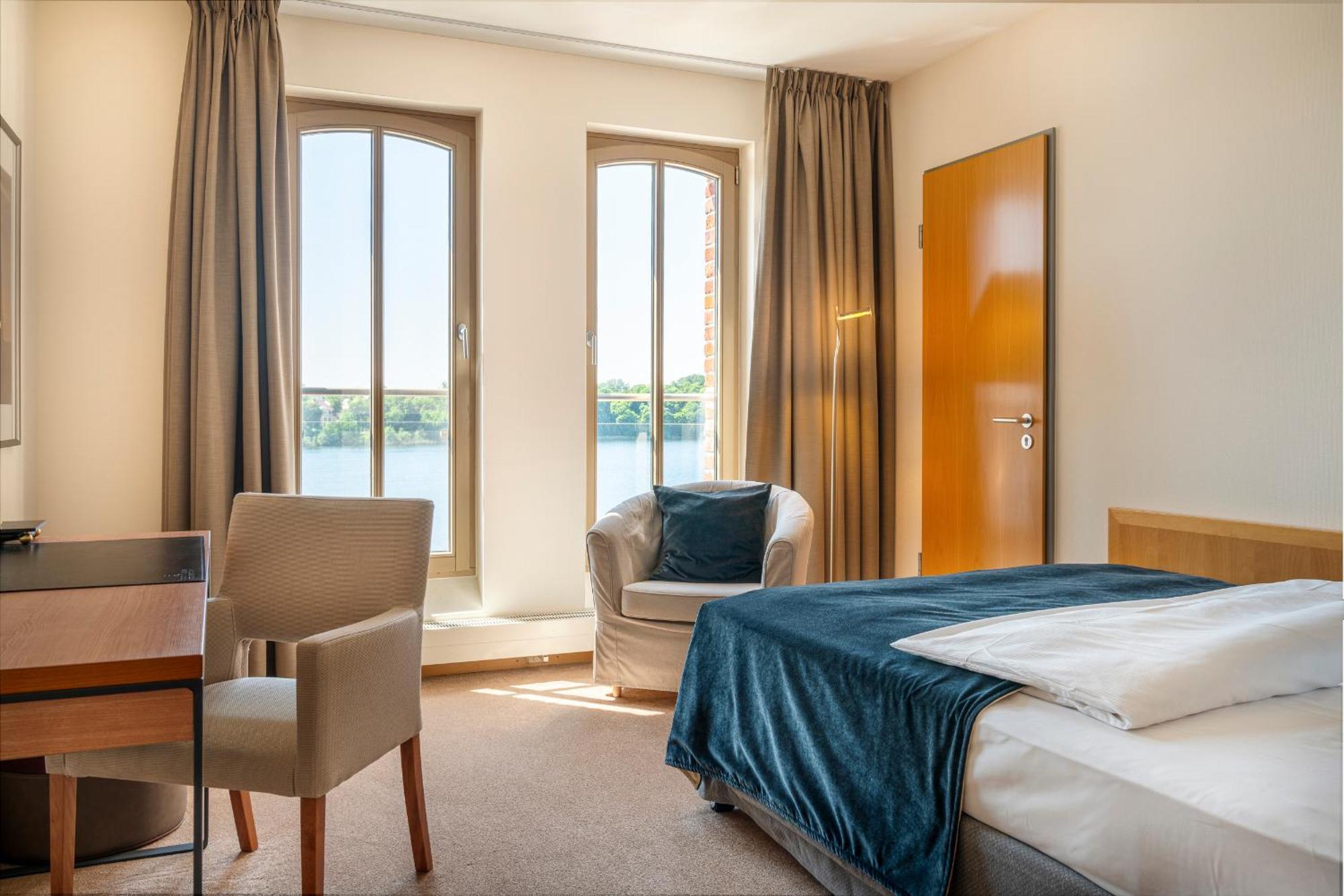 Hotel Speicher Am Ziegelsee ชเวียรีน ภายนอก รูปภาพ