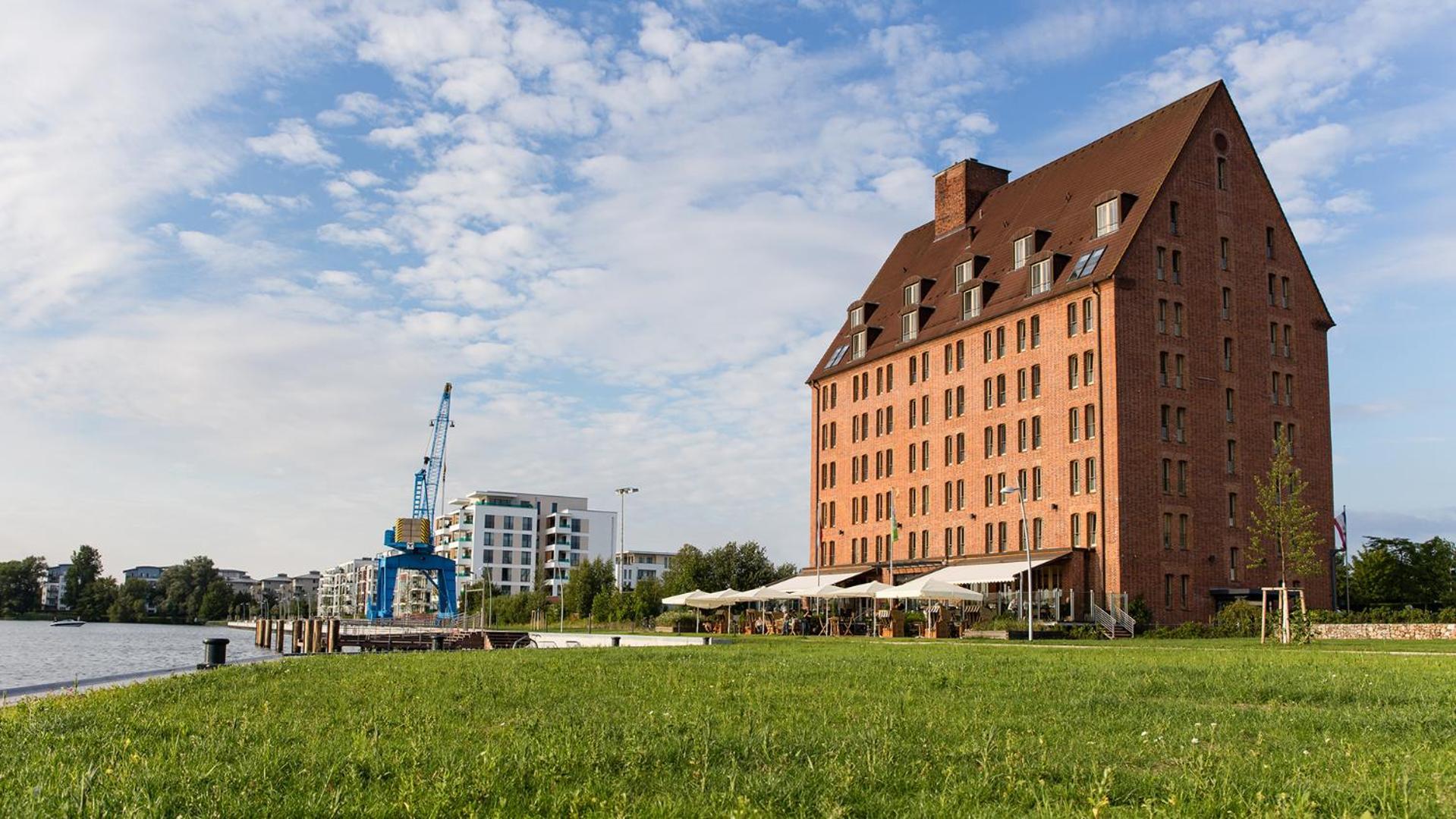 Hotel Speicher Am Ziegelsee ชเวียรีน ภายนอก รูปภาพ