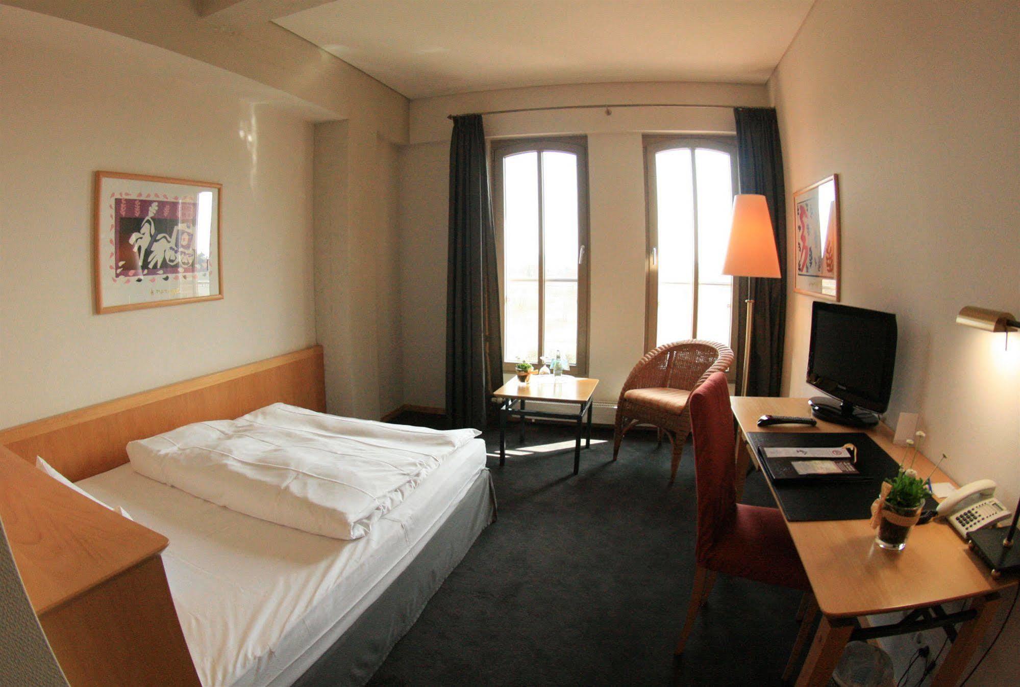 Hotel Speicher Am Ziegelsee ชเวียรีน ห้อง รูปภาพ